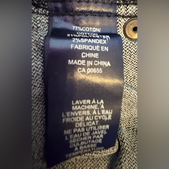 Classic Women's Jeans - Picture 3 of 5